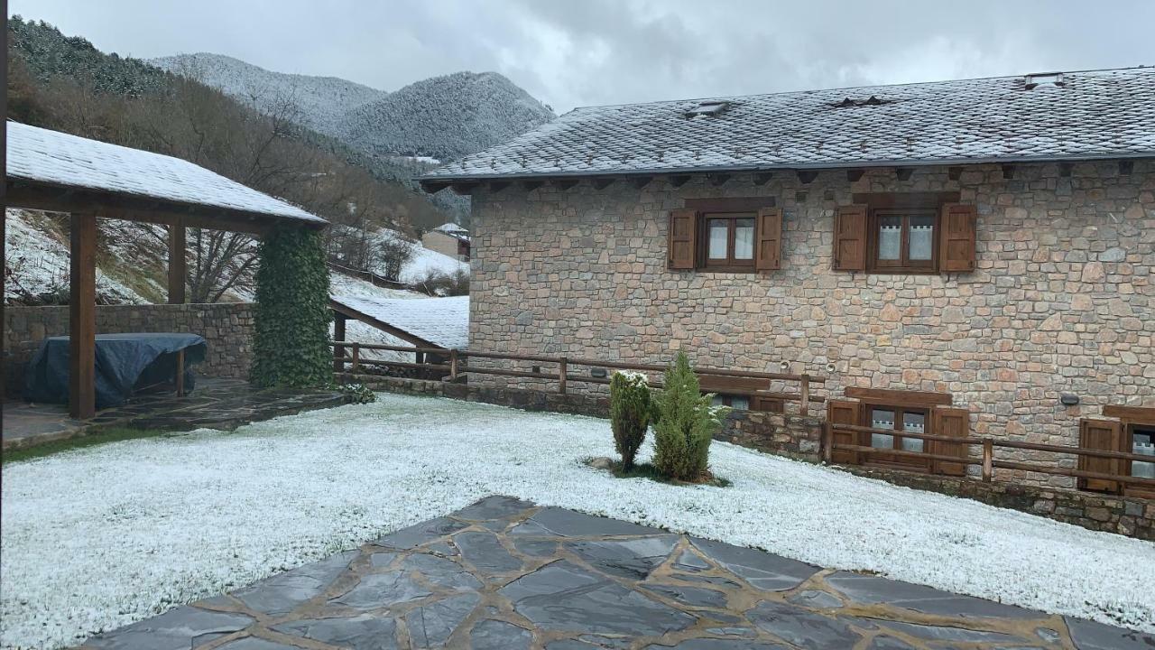 Can Marc De Pi, Bellver De Cerdanya Pi Exteriér fotografie